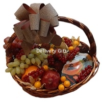Корзина фруктов с папайя от Delivery Gift.