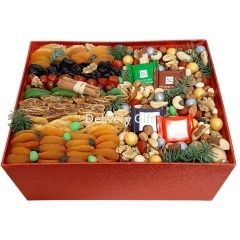 Новогодние сухофрукты с орехами от Delivery Gift.