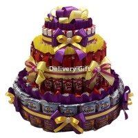 Торт из конфет Солнышке от DeliveryGift.