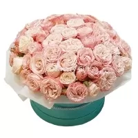 Пионовидные розы в коробке от Delivery Gift.