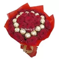 Красные розы и конфеты от Delivery Gift.